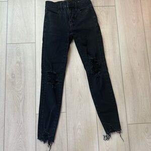 American Eagle Hi-Rise Distressed Jeans